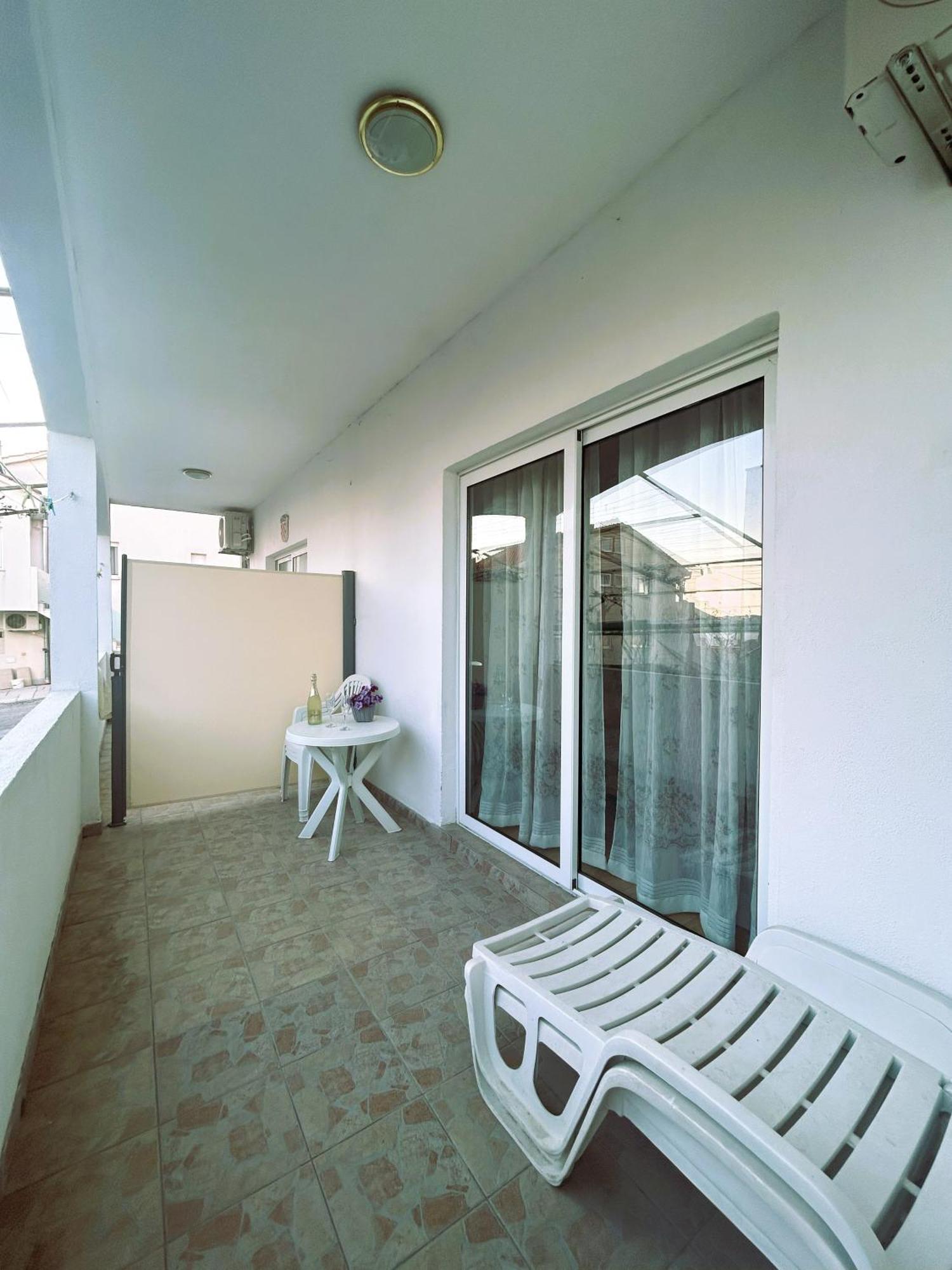 טרוגיר Apartments Valjan מראה חיצוני תמונה
