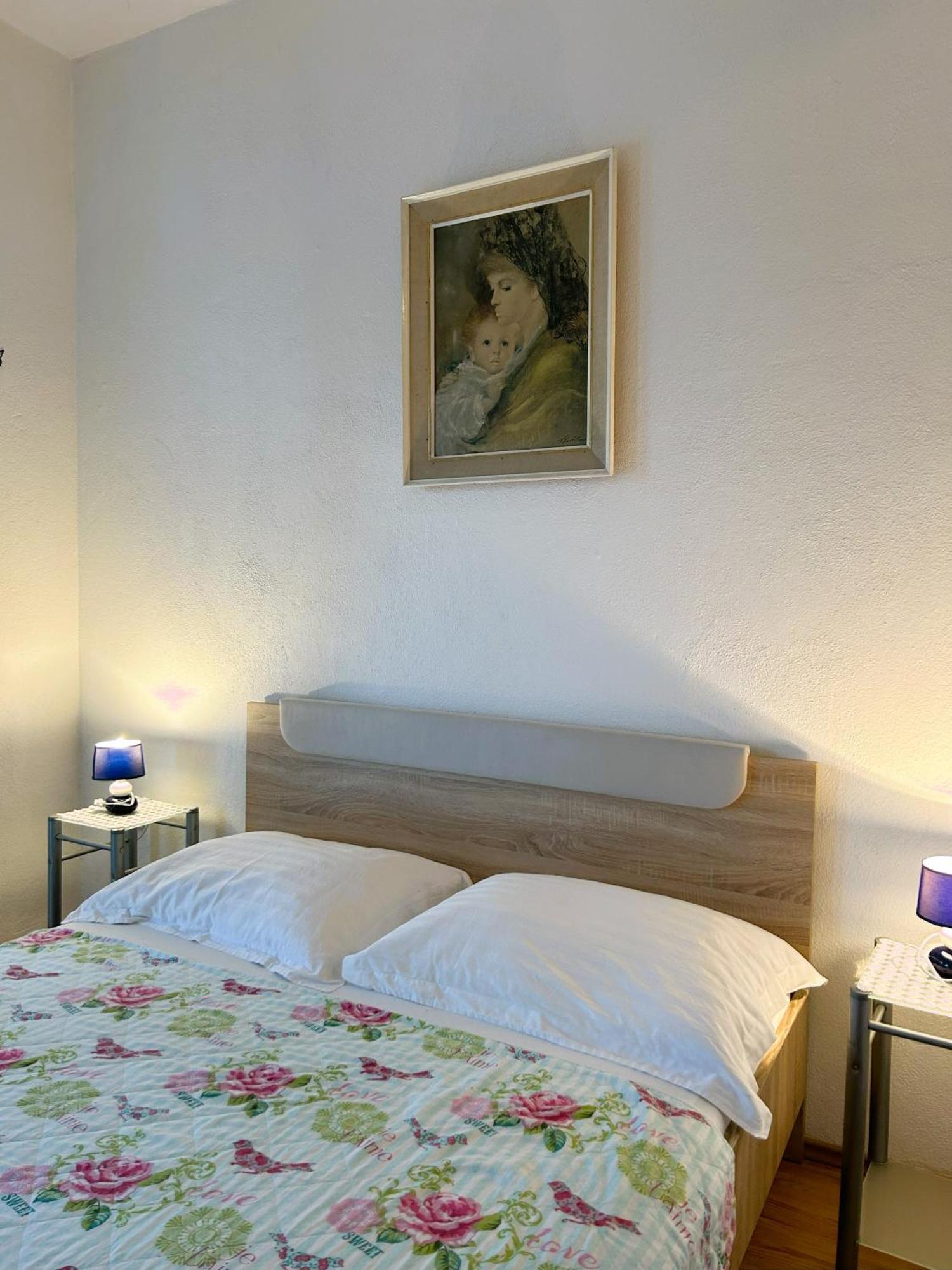 טרוגיר Apartments Valjan מראה חיצוני תמונה
