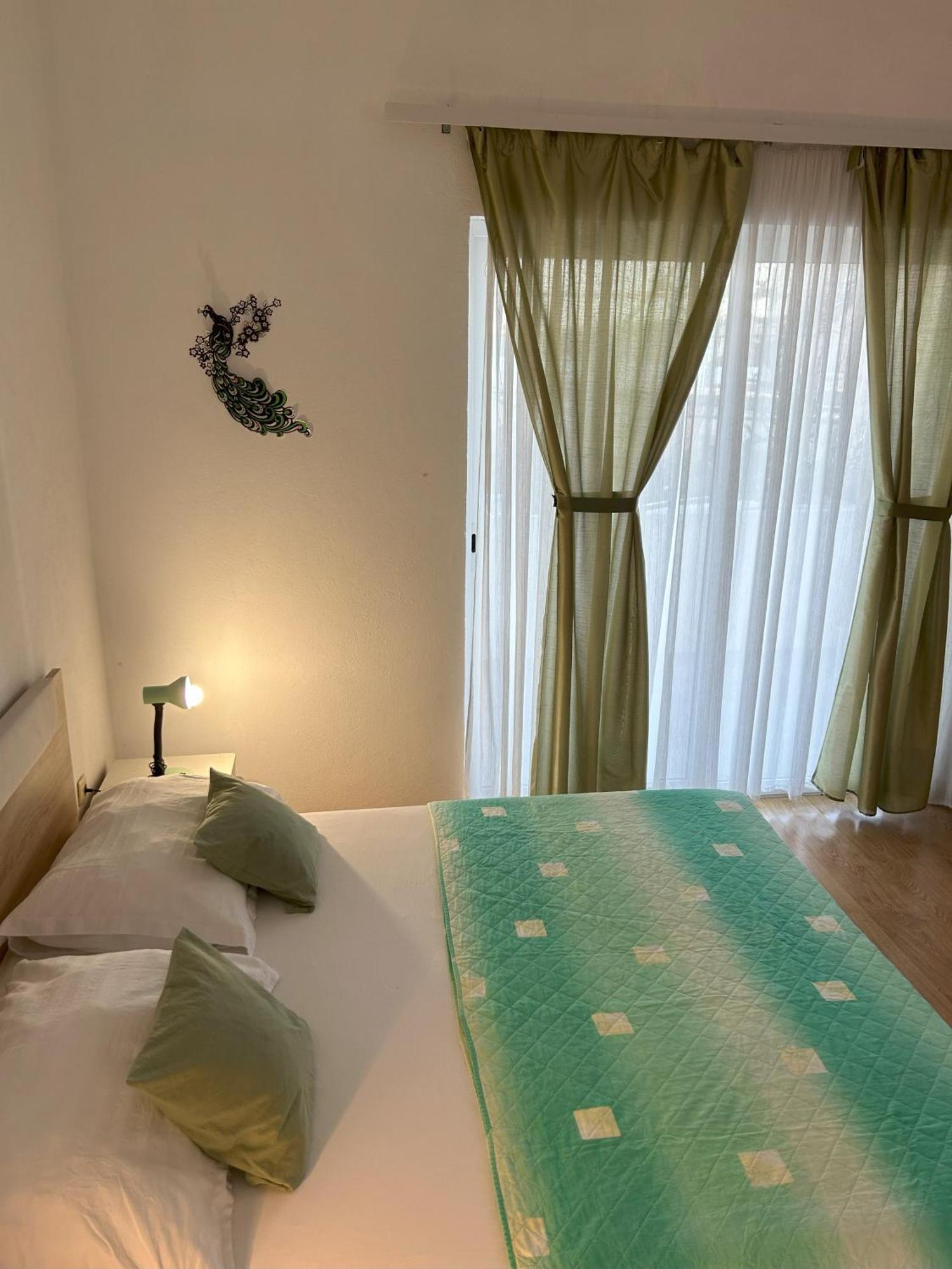 טרוגיר Apartments Valjan מראה חיצוני תמונה