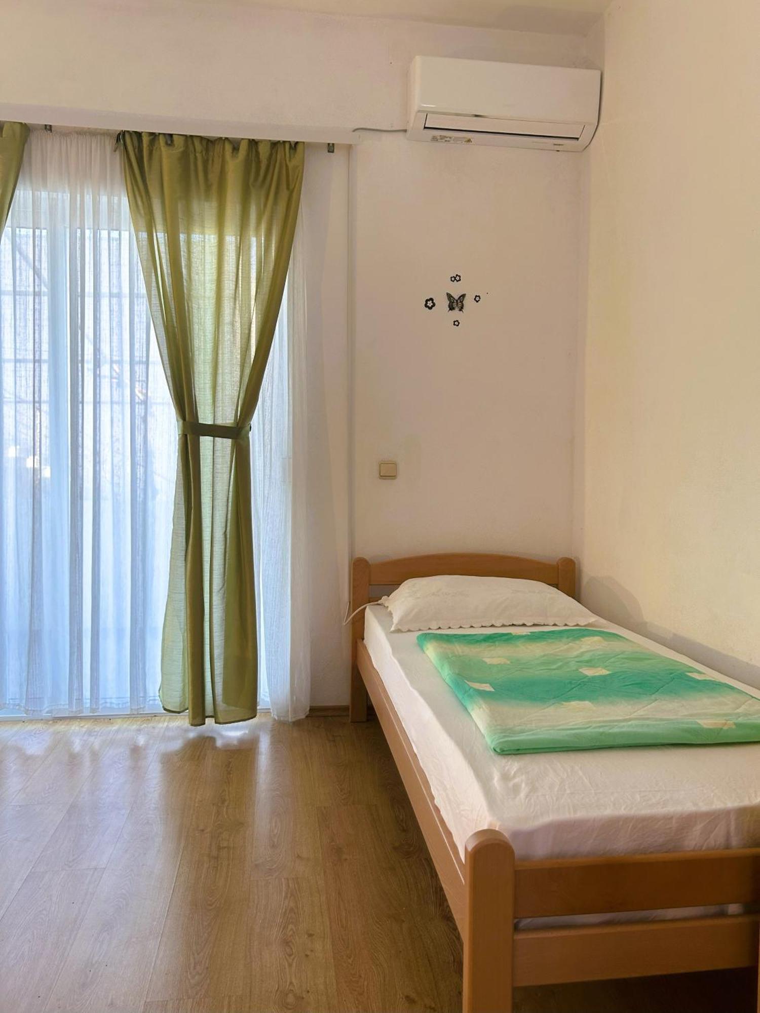טרוגיר Apartments Valjan מראה חיצוני תמונה