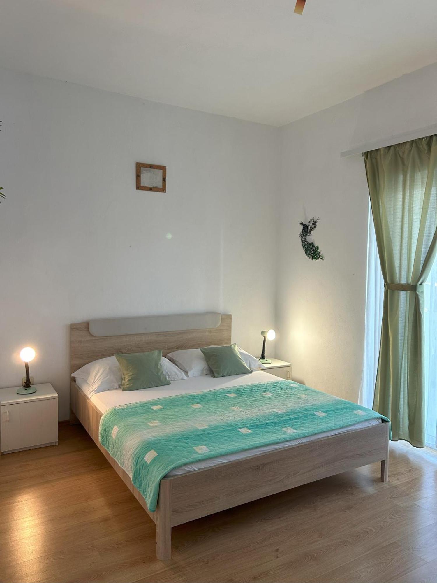 טרוגיר Apartments Valjan מראה חיצוני תמונה